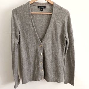 Banana Republic Gray V-Neck Wool Cardigan With Gold Buttons-Size Medium